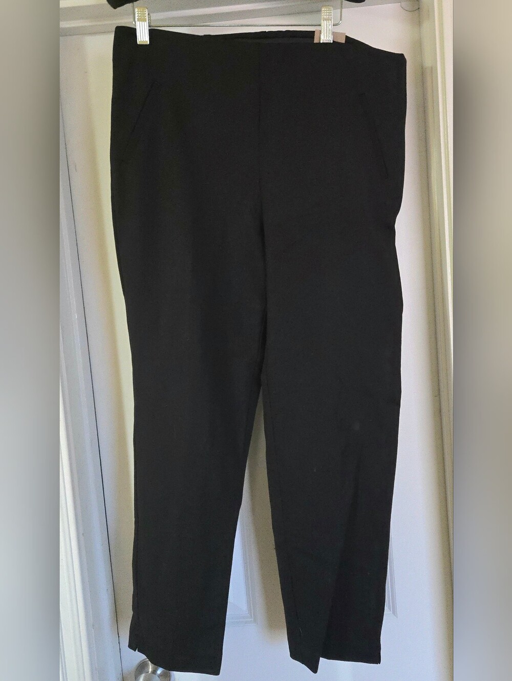 Chico's Women's Fabulously Slimming Black Ponte Slim Ankle Pants Size 2 12 Large
